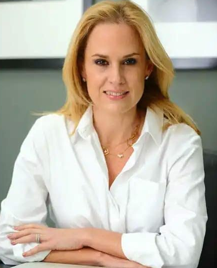 Alexandra de De Sola